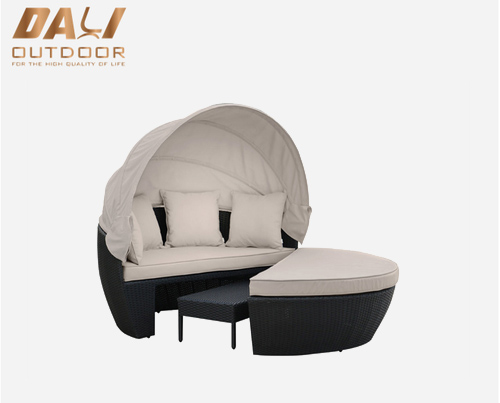 Giường nằm ngoài trời Giường phơi nắng bằng mây Poly 2 trong 1 có mái che